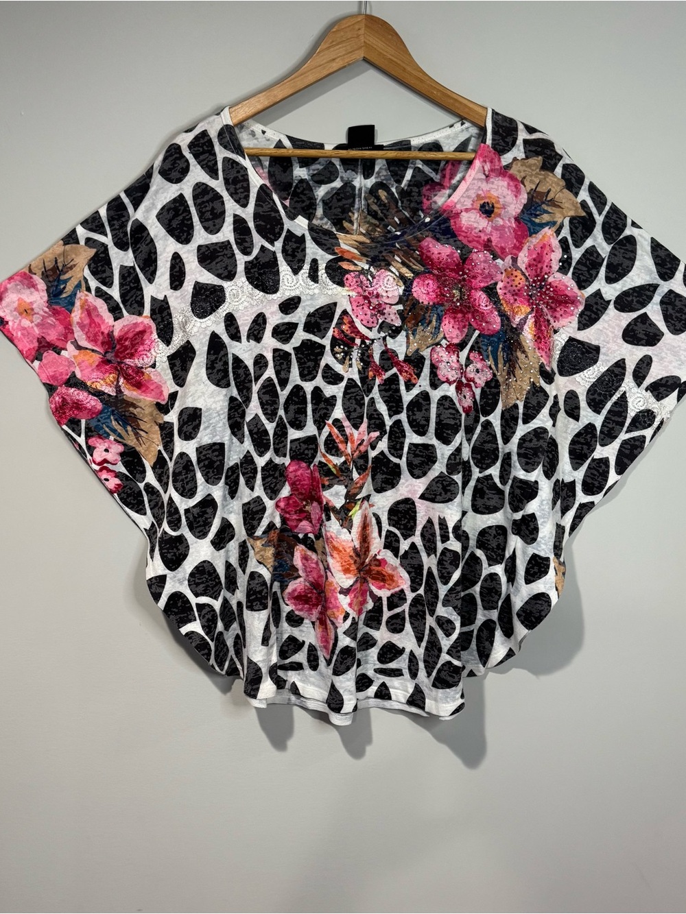 Alison Sheri Floral Embellished Dolman Top Mixed Media Artsy Lagenlook Fairy L